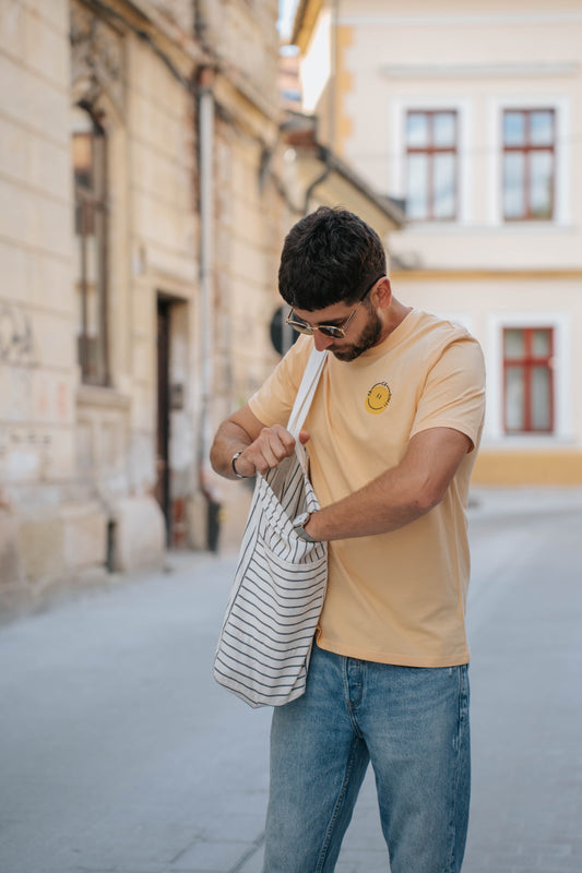 tricou clasic unisex logo galben